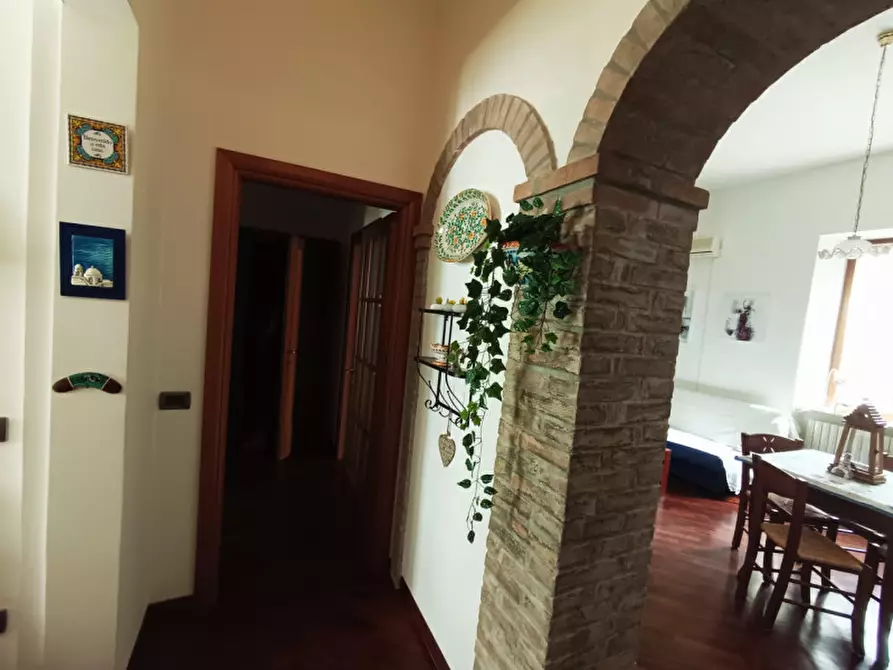 Immagine 4 di Appartamento in vendita  in via Fazioli a Ancona