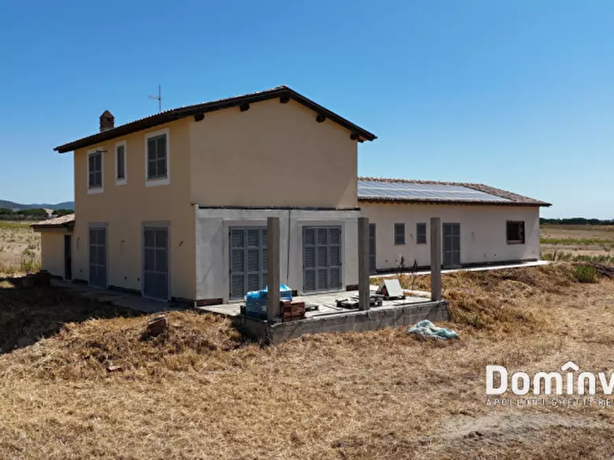 Immagine 5 di Villa in vendita  in Strada Provinciale Pescia Fiorentina a Capalbio