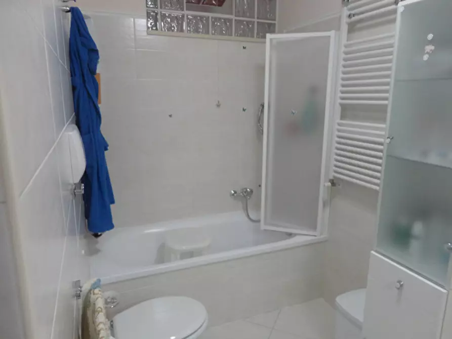 Immagine 10 di Appartamento in vendita  in Via Peucetia a Modugno