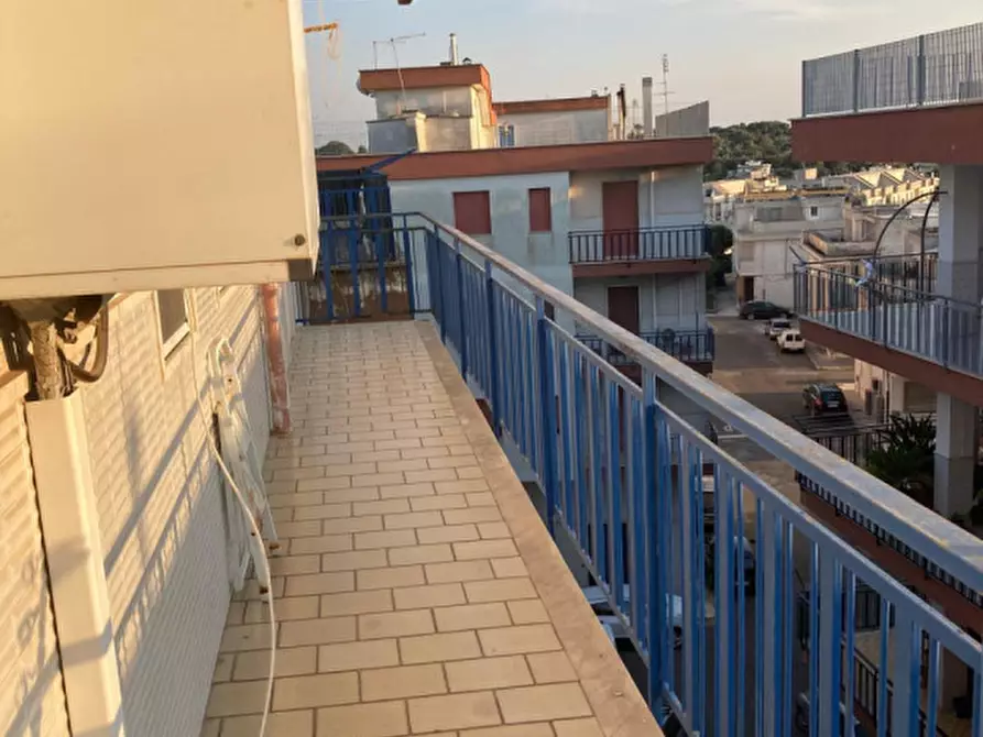 Immagine 10 di Appartamento in vendita  in Via Venezia a Ceglie Messapico