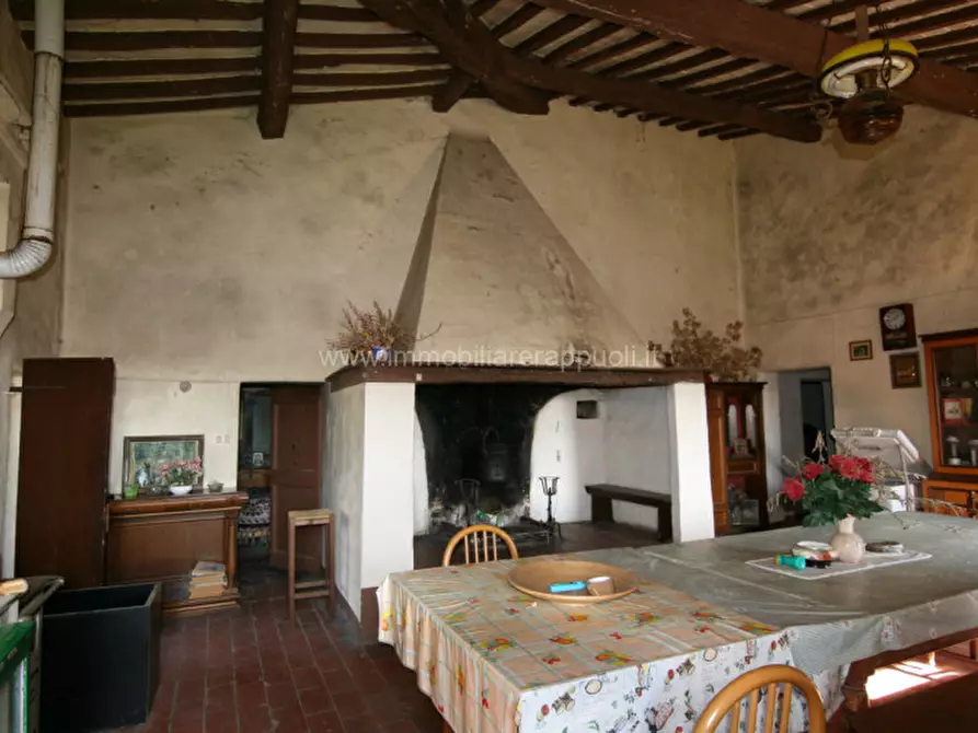 Immagine 2 di Rustico / casale in vendita  a Sinalunga
