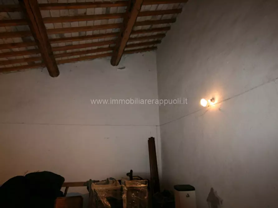Immagine 9 di Rustico / casale in vendita  a Sinalunga