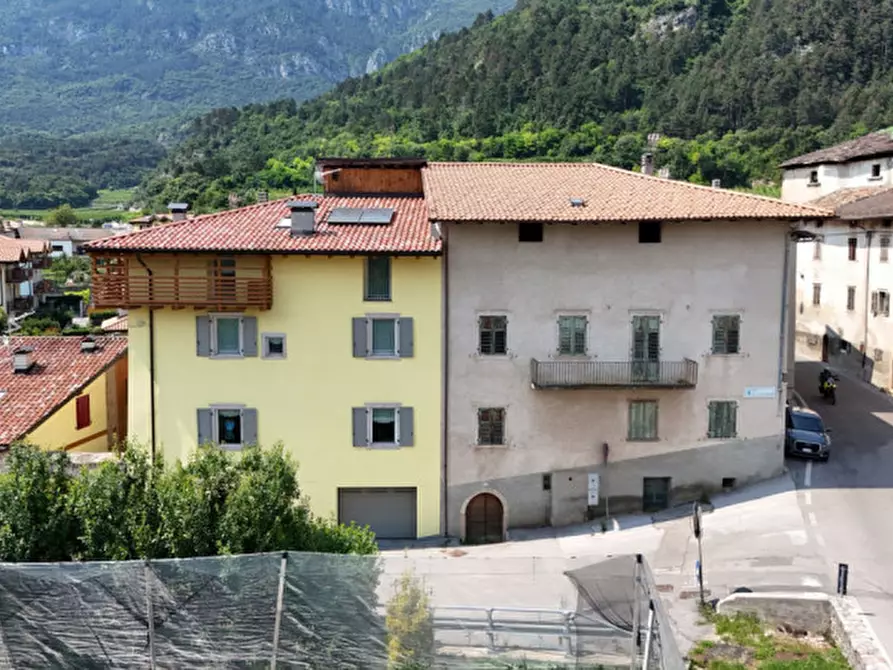 Immagine 1 di Casa indipendente in vendita  in Via Fies 15 a Vallelaghi