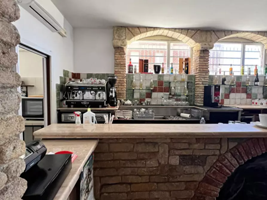 Immagine 4 di Attività commerciale in affitto  in VIA DEGLI ASTRONAUTI a Sassari