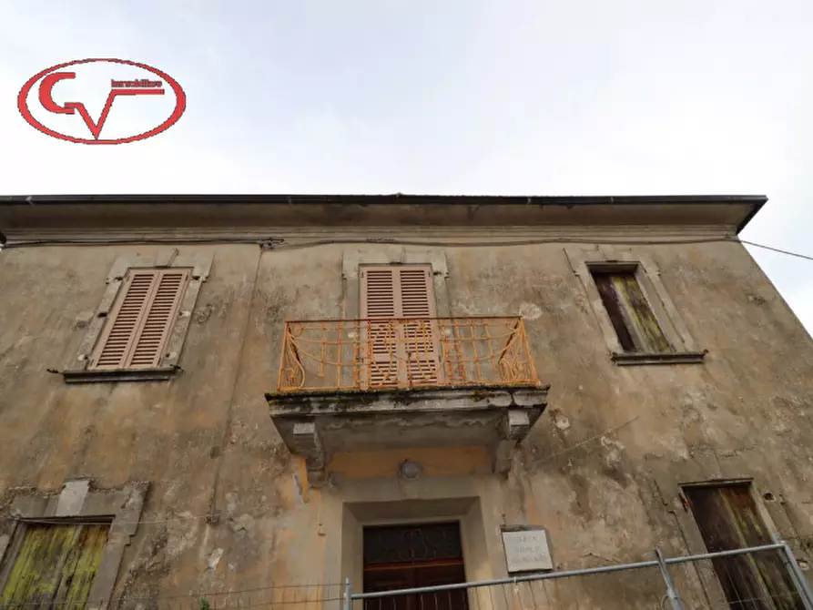 Immagine 1 di Villa in vendita  in San Pancrazio a Bucine