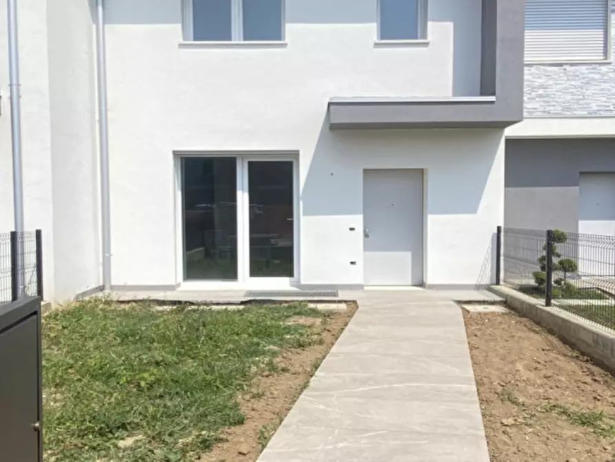 Immagine 3 di Villetta a schiera in vendita  in Via Rumor a Isola Vicentina