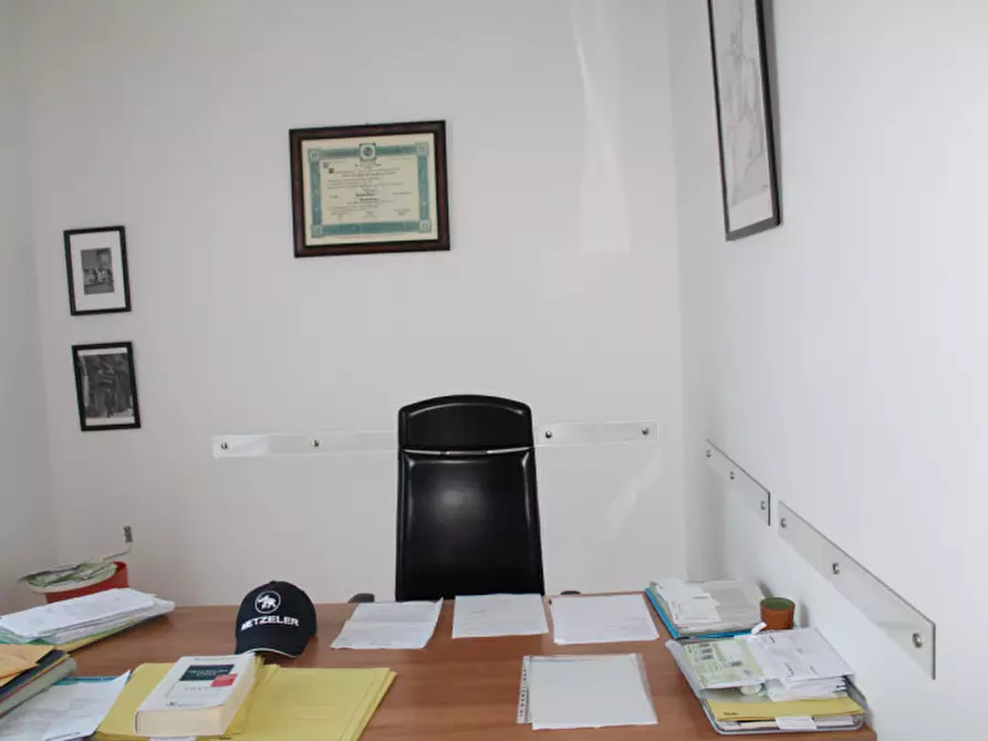 Immagine 29 di Ufficio in vendita  in via Roma a Avola