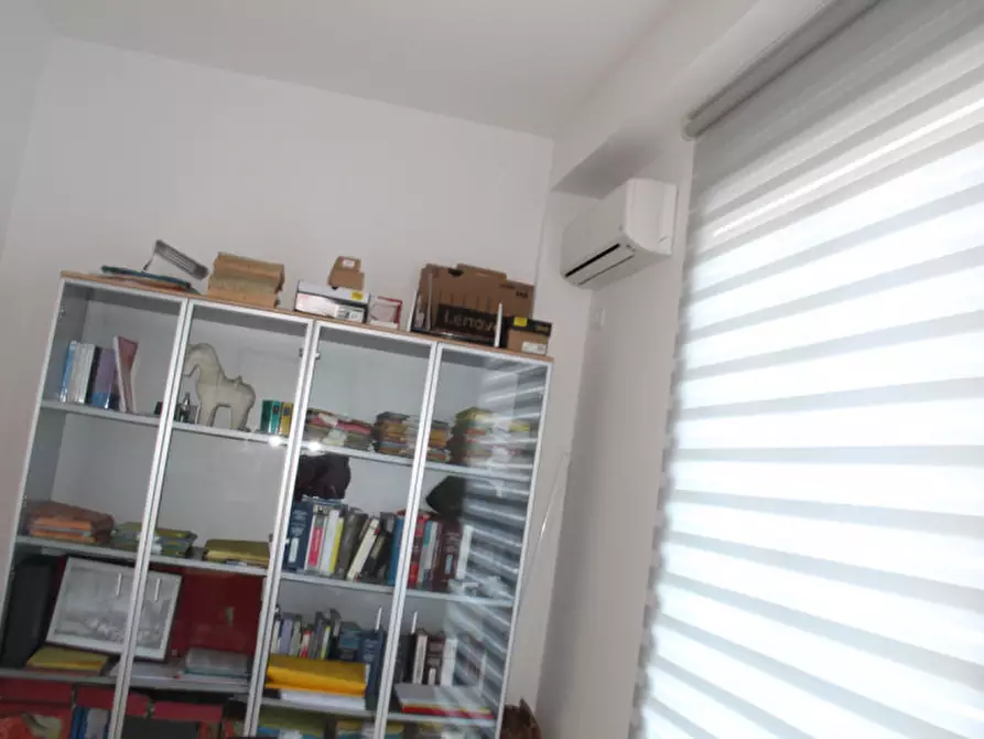 Immagine 31 di Ufficio in vendita  in via Roma a Avola