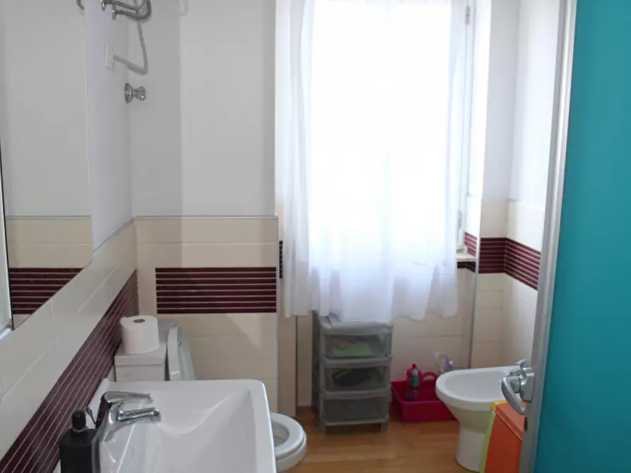 Immagine 32 di Ufficio in vendita  in via Roma a Avola