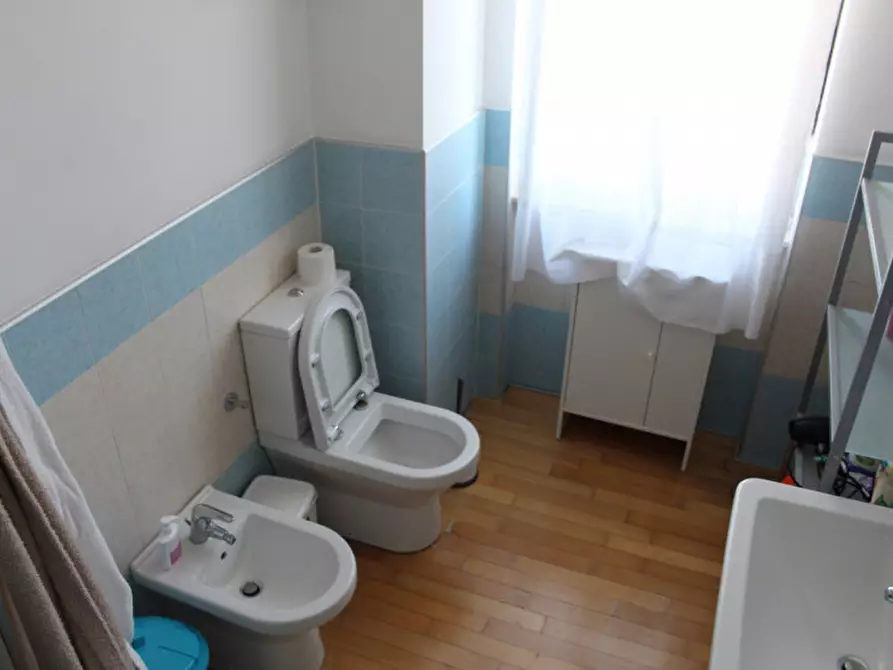 Immagine 10 di Appartamento in vendita  in via Roma a Avola