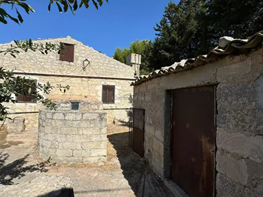 Immagine 30 di Casa indipendente in vendita  in C.da Michelica Musebbi a Modica