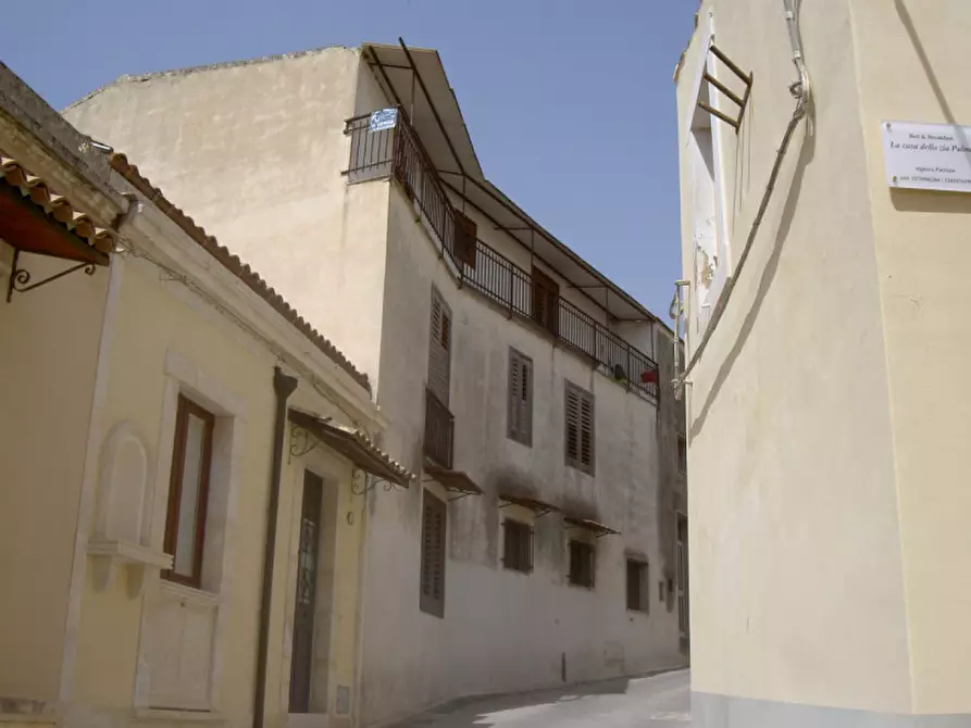 Immagine 11 di Appartamento in vendita  a Noto