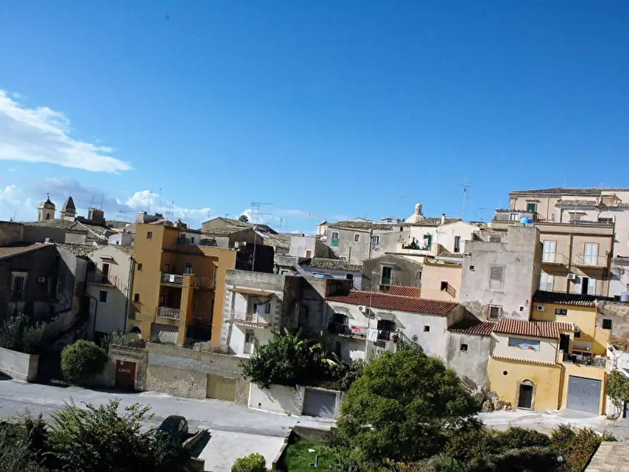 Immagine 15 di Appartamento in vendita  a Noto