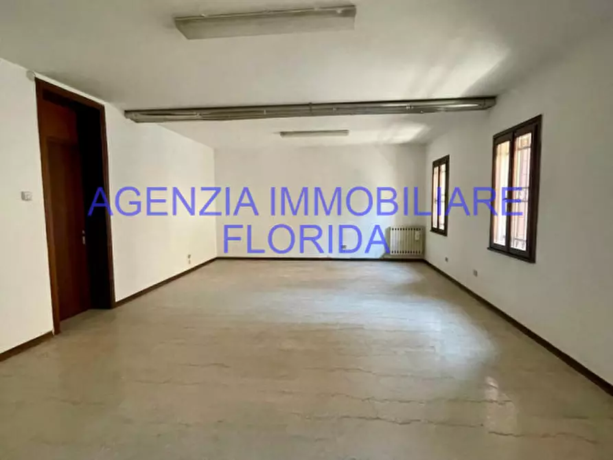 Immagine 1 di Ufficio in affitto  a Camposampiero