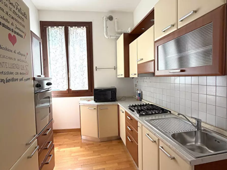 Immagine 4 di Appartamento in affitto  a Rovigo