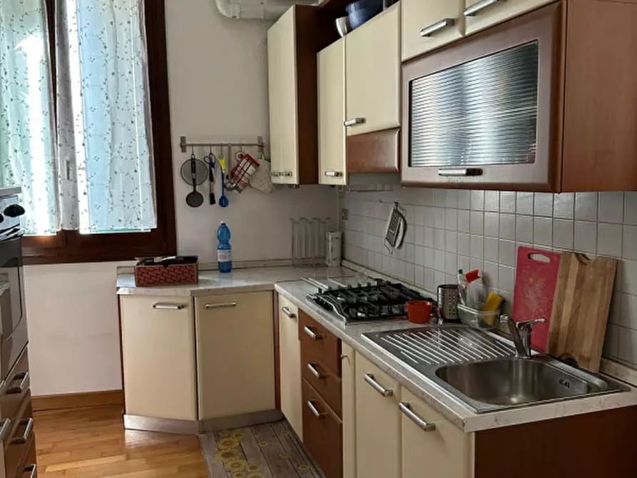 Immagine 8 di Appartamento in affitto  a Rovigo