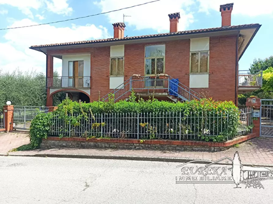 Immagine 1 di Casa indipendente in vendita  in via roma 152 a Castiglione Del Lago