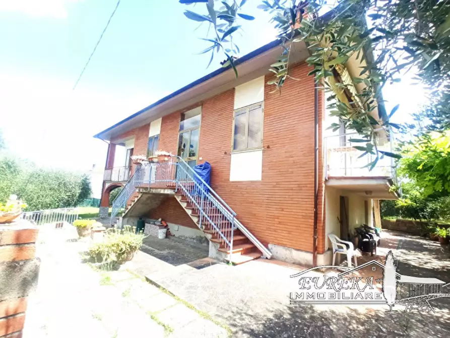 Immagine 3 di Casa indipendente in vendita  in via roma 152 a Castiglione Del Lago