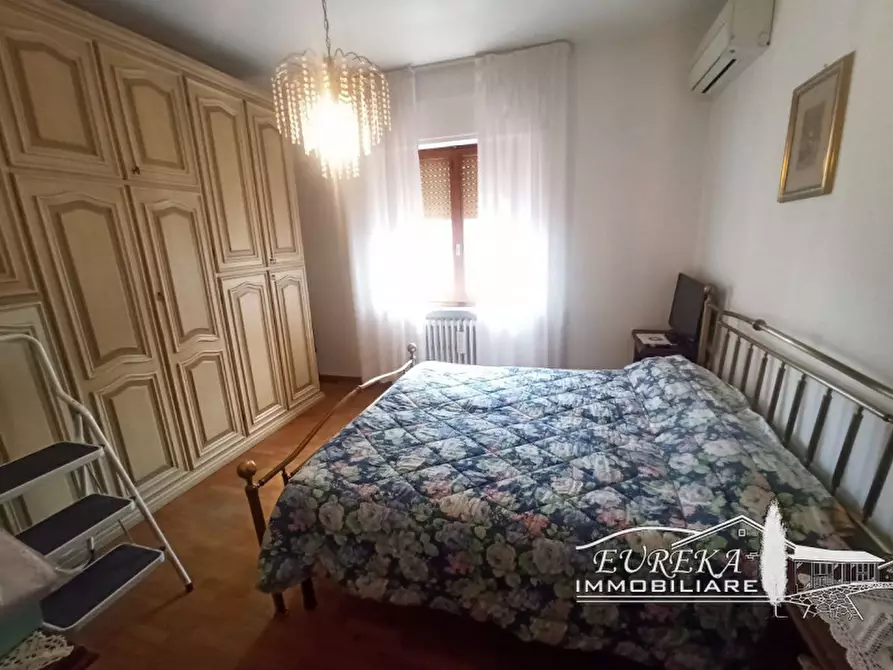 Immagine 11 di Casa indipendente in vendita  in via roma 152 a Castiglione Del Lago