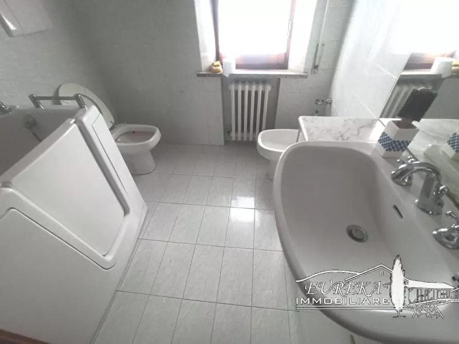 Immagine 15 di Casa indipendente in vendita  in via roma 152 a Castiglione Del Lago