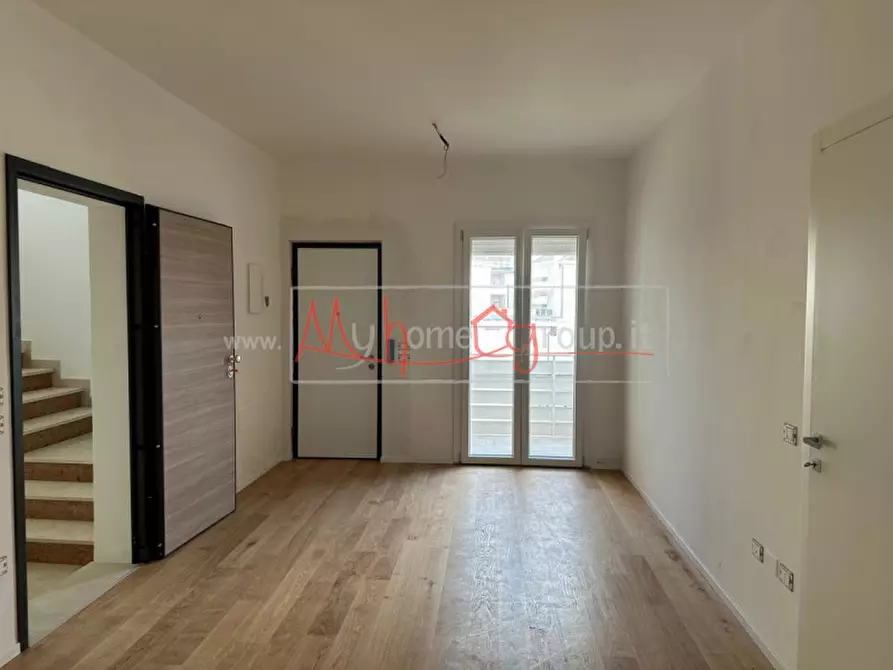 Immagine 2 di Appartamento in vendita  in Via Petrarca a Abano Terme