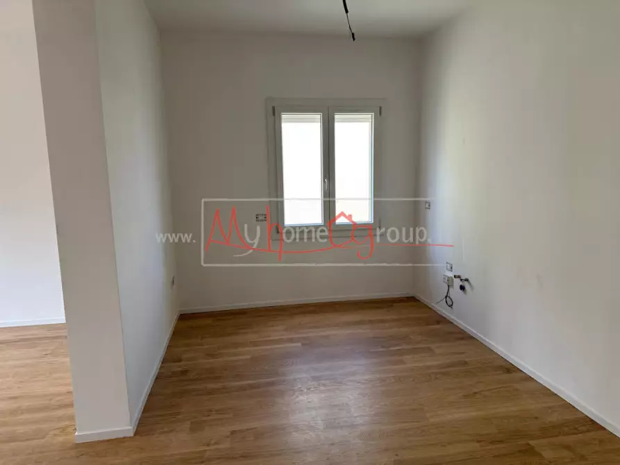 Immagine 4 di Appartamento in vendita  in Via Petrarca a Abano Terme