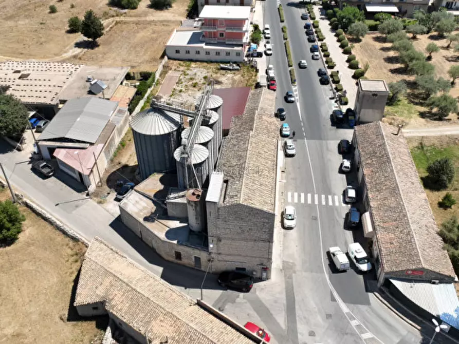 Immagine 7 di Attività commerciale in vendita  a Modica