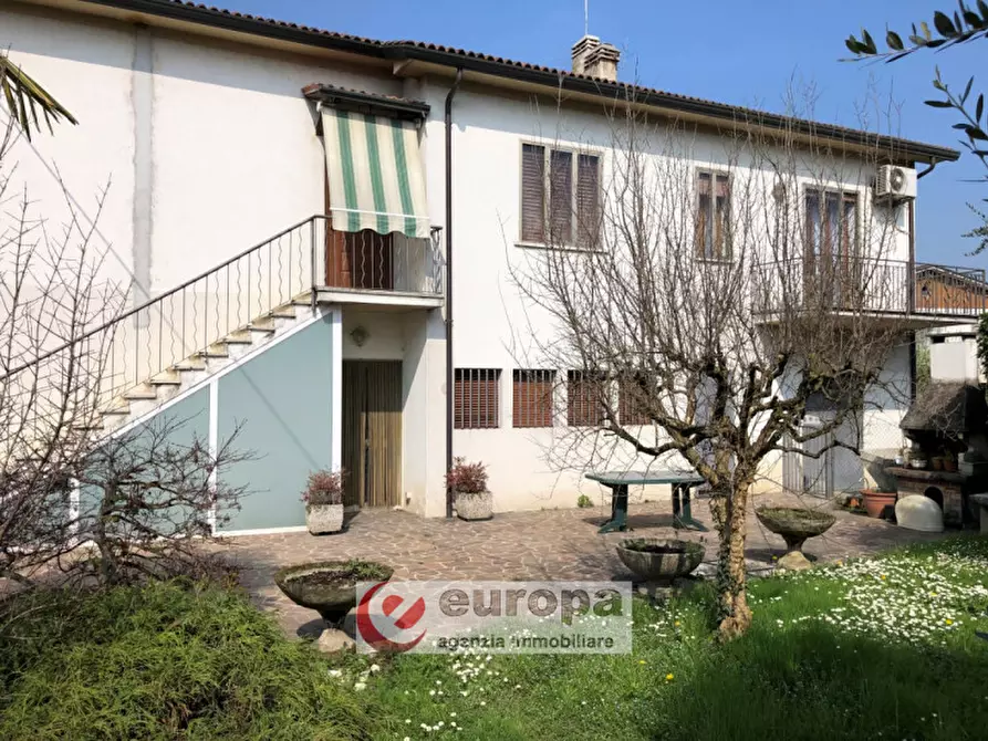 Immagine 8 di Casa indipendente in vendita  in Str. Postumia, 225 a Vicenza