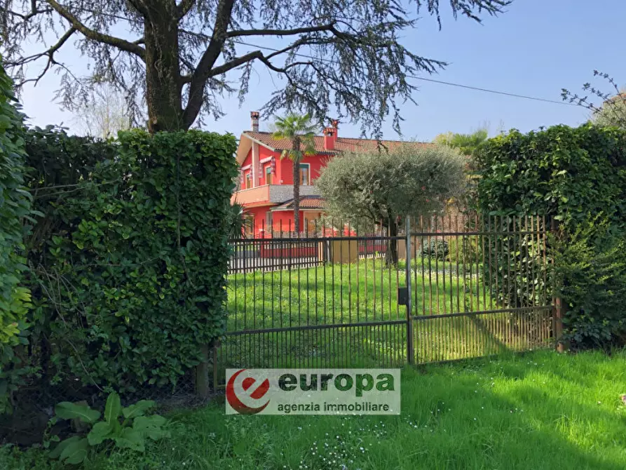 Immagine 15 di Casa indipendente in vendita  in Str. Postumia, 225 a Vicenza