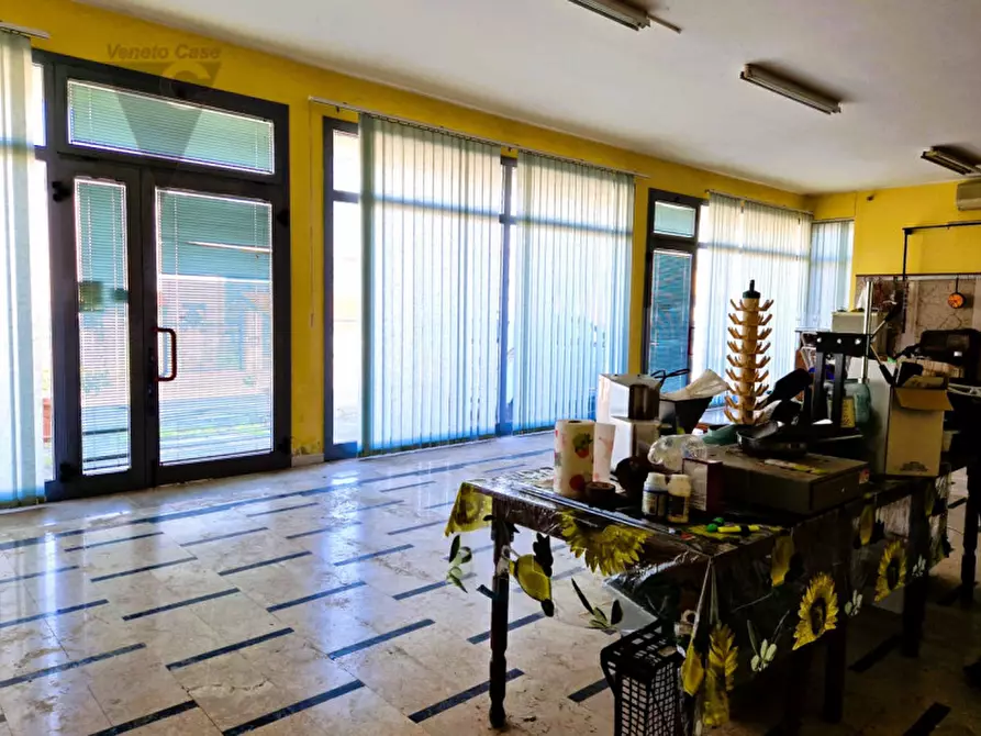 Immagine 13 di Laboratorio in vendita  in Via Piscina a Anguillara Veneta