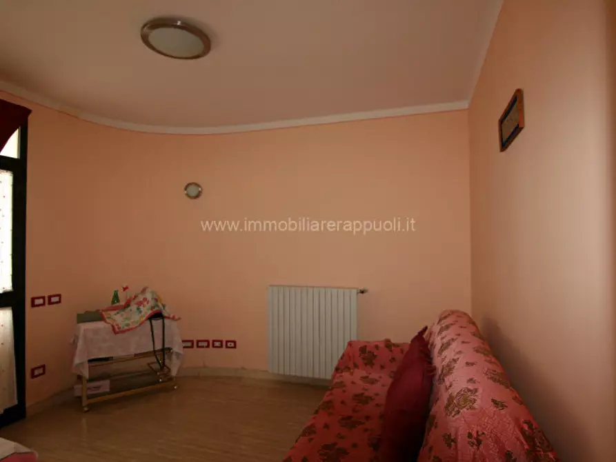 Immagine 8 di Casa indipendente in vendita  a Rapolano Terme