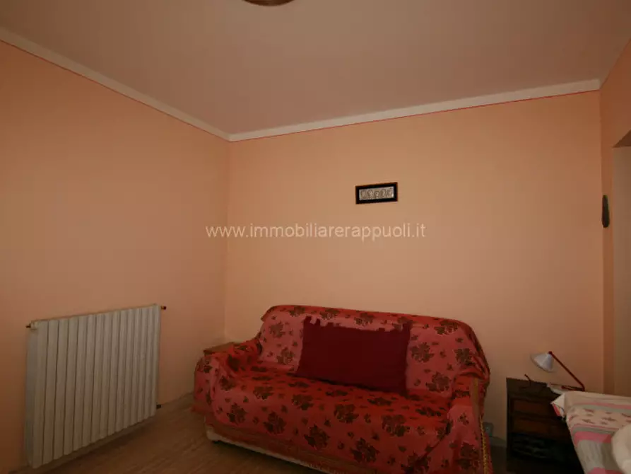 Immagine 9 di Casa indipendente in vendita  a Rapolano Terme