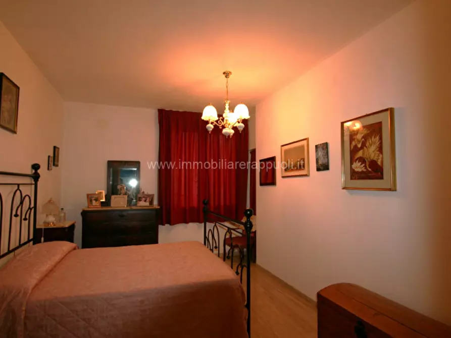 Immagine 12 di Casa indipendente in vendita  a Rapolano Terme