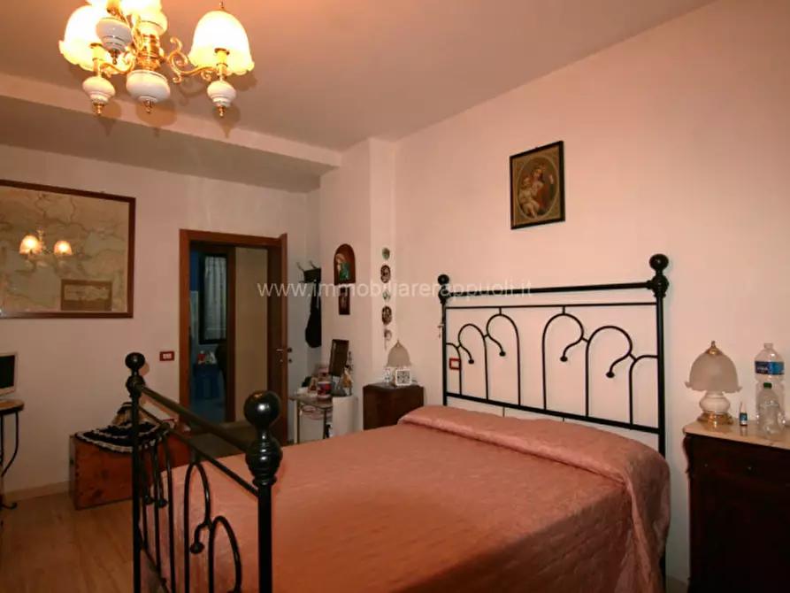 Immagine 13 di Casa indipendente in vendita  a Rapolano Terme