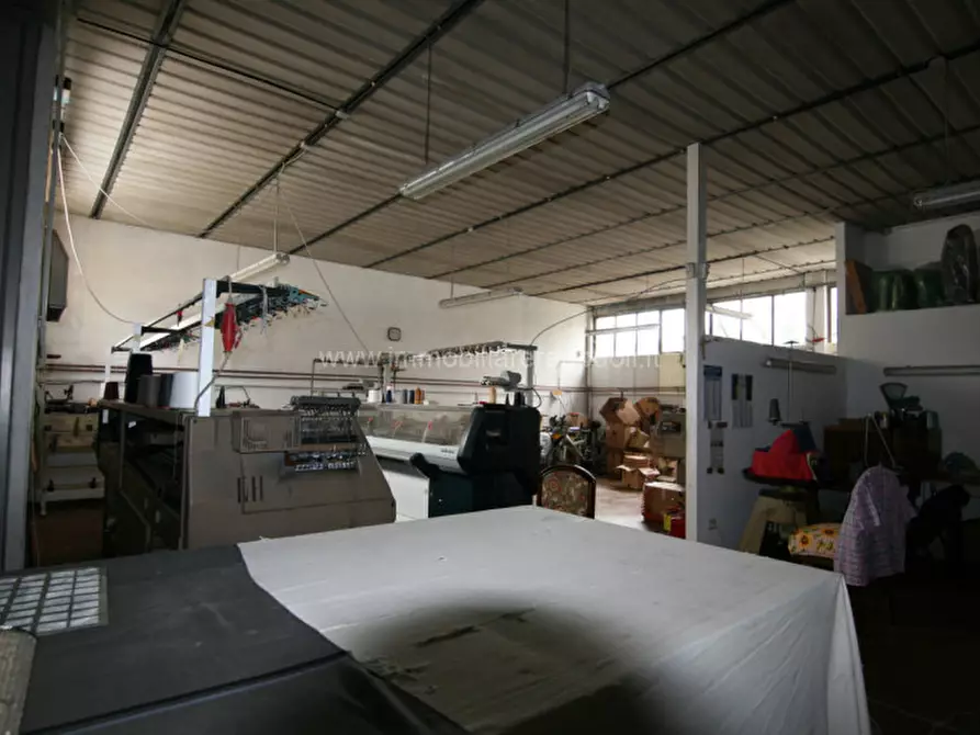 Immagine 16 di Casa indipendente in vendita  a Rapolano Terme