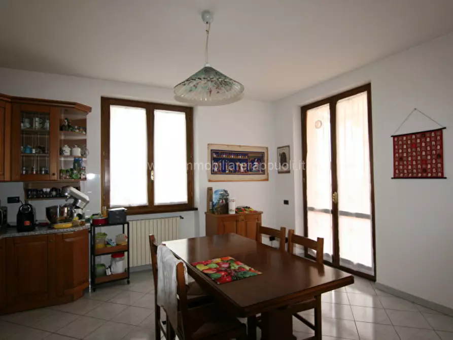 Immagine 22 di Casa indipendente in vendita  a Rapolano Terme