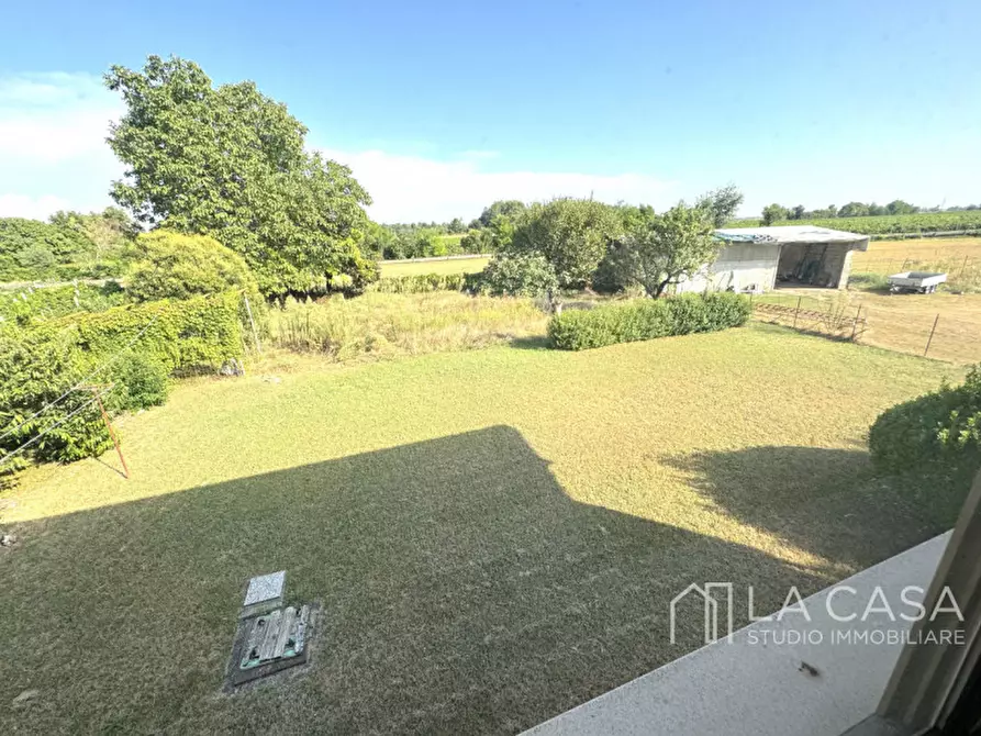 Immagine 20 di Villa in vendita  in Viale Trieste a Valvasone Arzene