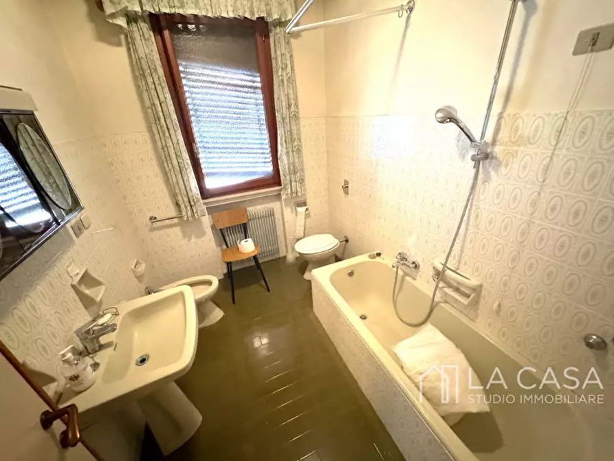 Immagine 23 di Villa in vendita  in Viale Trieste a Valvasone Arzene