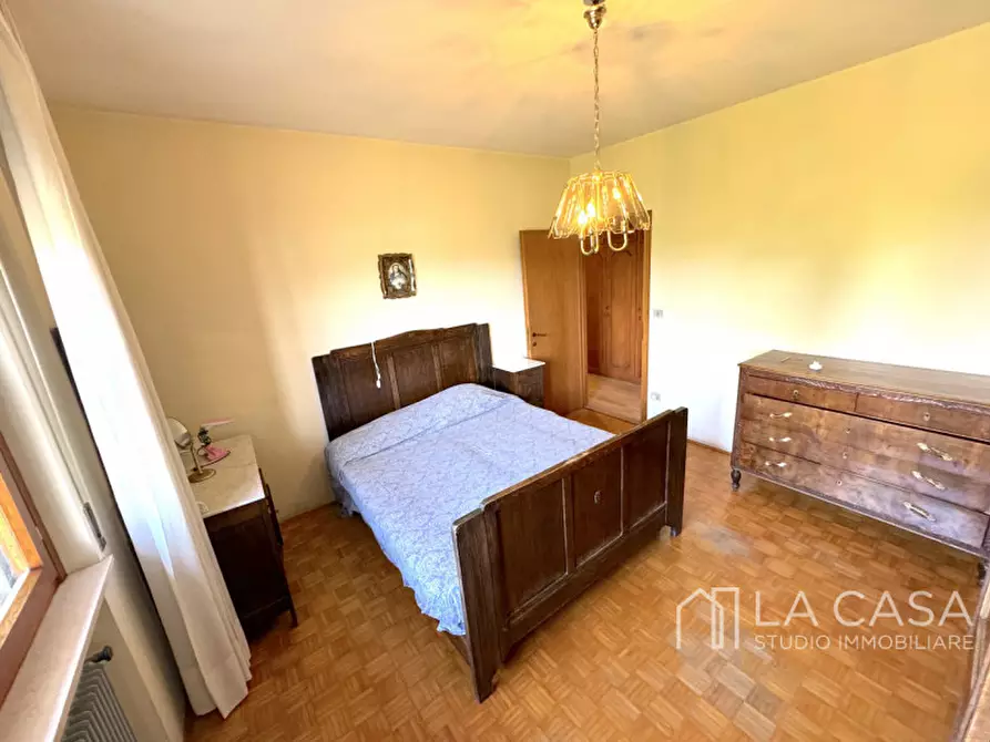 Immagine 25 di Villa in vendita  in Viale Trieste a Valvasone Arzene