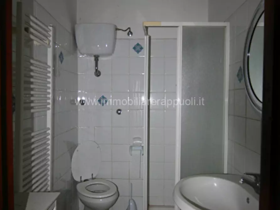 Immagine 4 di Casa indipendente in vendita  a Lucignano