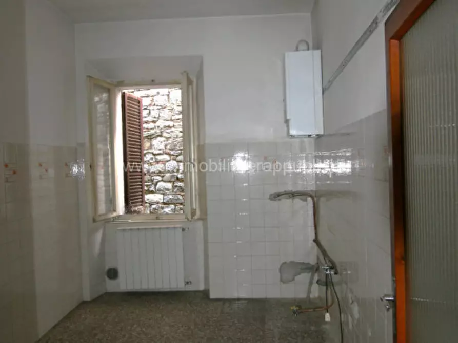 Immagine 15 di Casa indipendente in vendita  a Lucignano