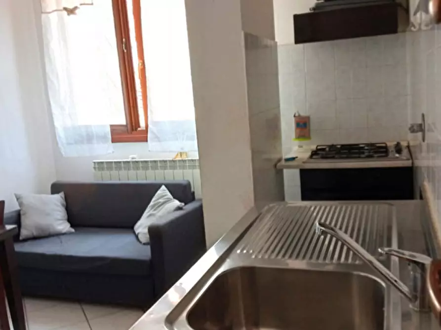 Immagine 3 di Appartamento in vendita  in via burzagli a Montevarchi