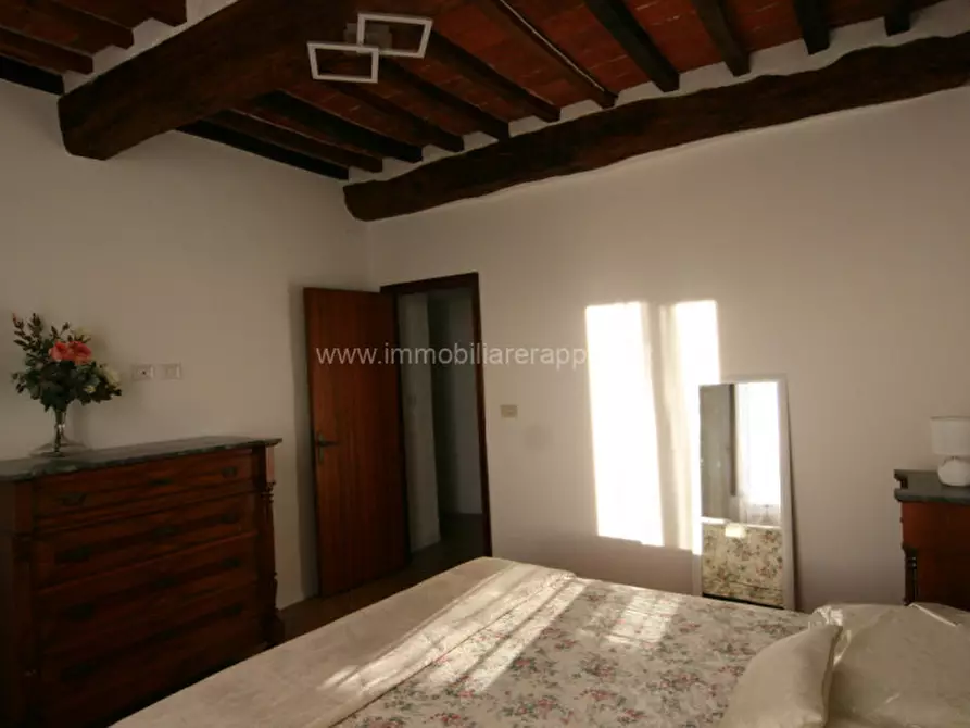 Immagine 10 di Appartamento in vendita  a Sinalunga