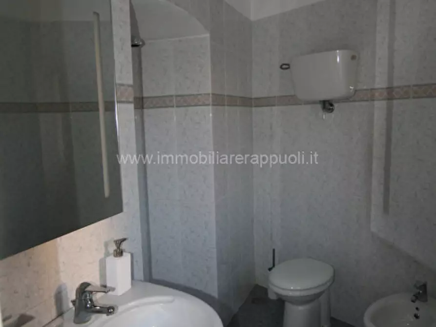 Immagine 15 di Appartamento in vendita  a Sinalunga