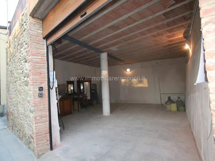 Immagine 20 di Appartamento in vendita  a Sinalunga