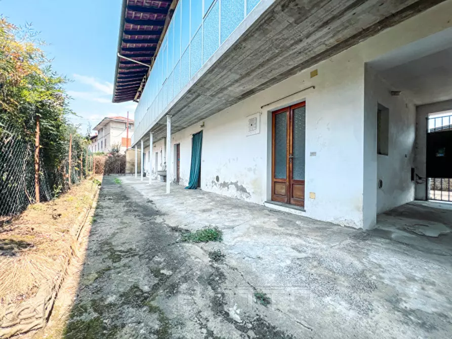 Immagine 1 di Casa indipendente in vendita  in Vicolo Montirone, 2 a Ghemme