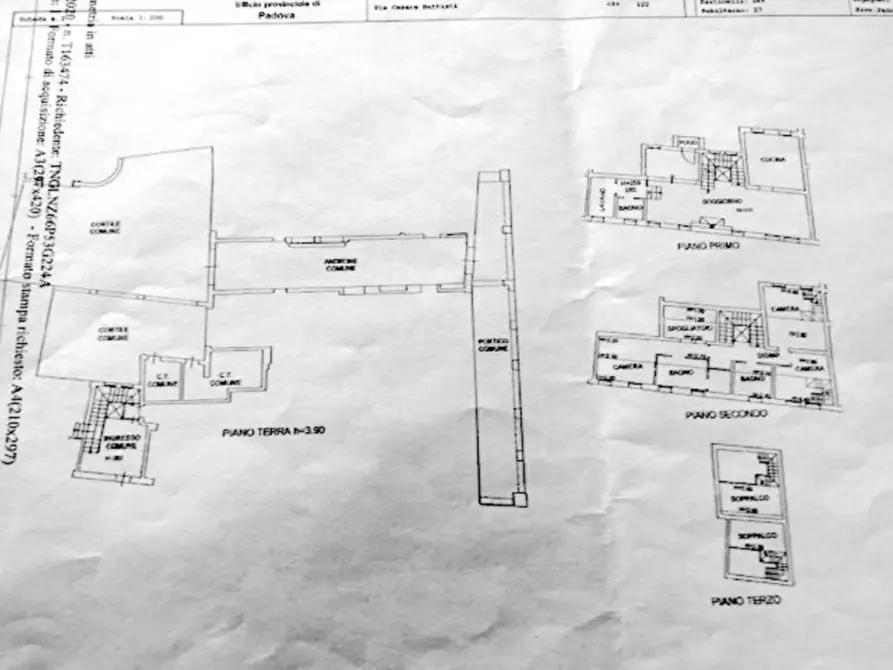 Immagine 4 di Palazzo in vendita  in VIA CESARE BATTISTI a Padova