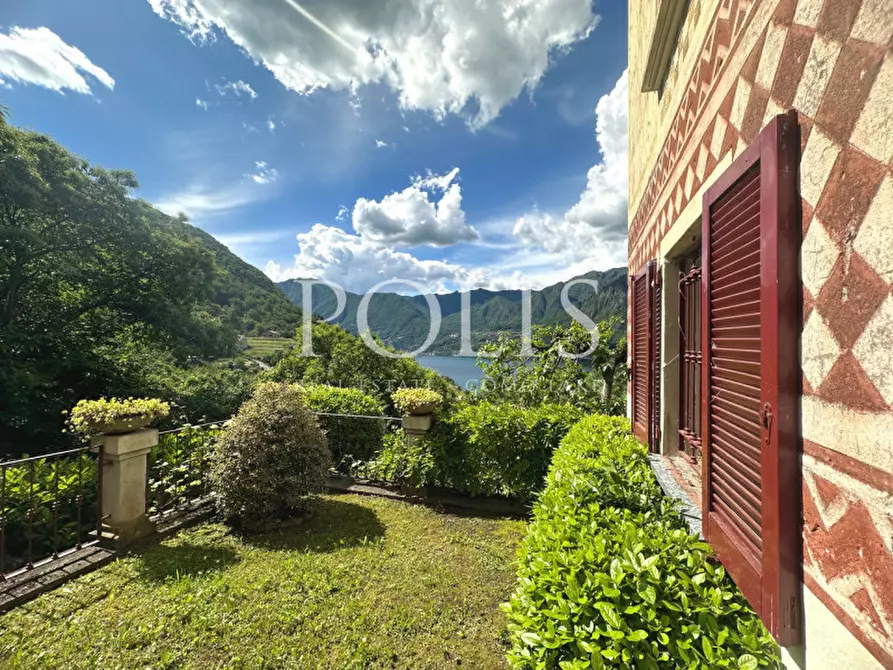 Immagine 7 di Villa in vendita  a Claino Con Osteno