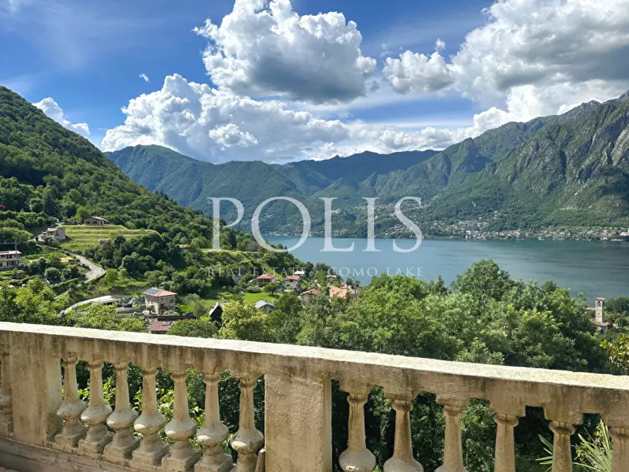 Immagine 9 di Villa in vendita  a Claino Con Osteno