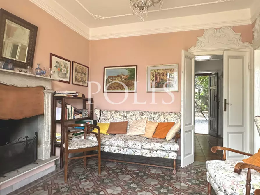 Immagine 22 di Villa in vendita  a Claino Con Osteno